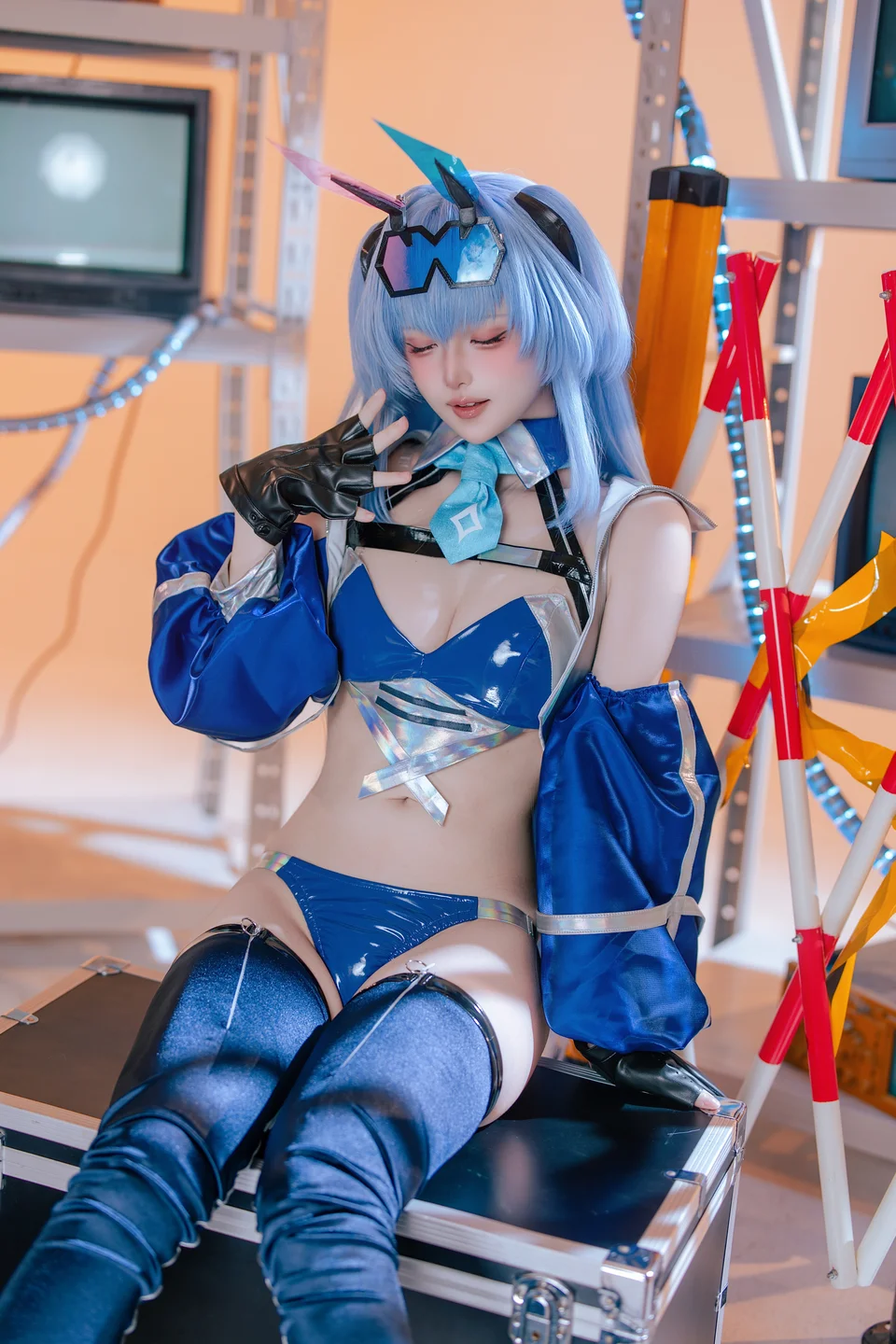 屿鱼 - No.082 碧蓝航线 花园赛车服 [82P-792MB] tg@simisebaisi 【丝足阁】039.webp